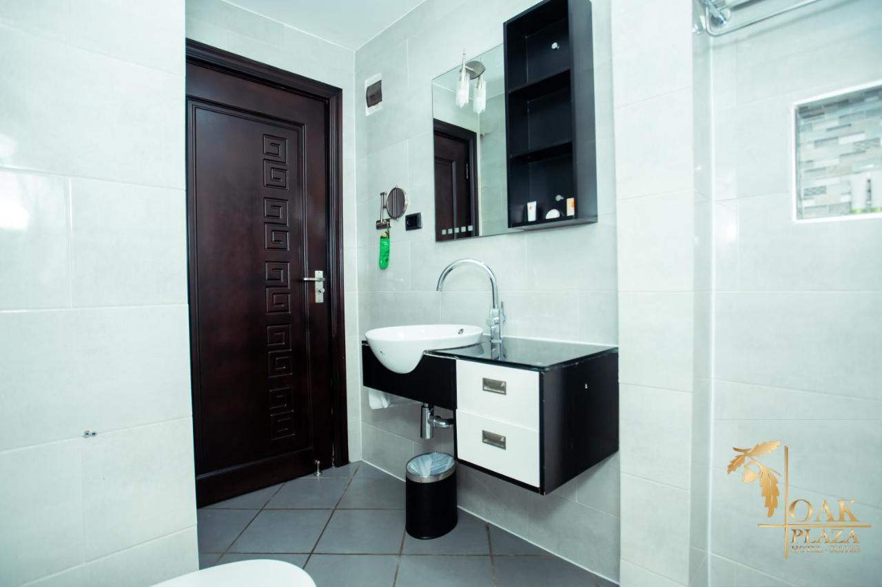 Oak Plaza Hotels East Airport Accra Luaran gambar