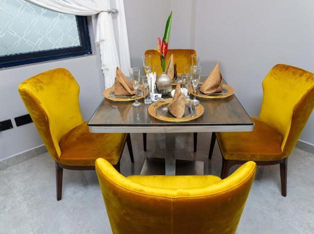 Oak Plaza Hotels East Airport Accra Luaran gambar