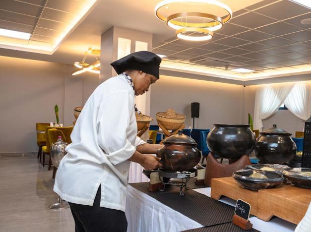Oak Plaza Hotels East Airport Accra Luaran gambar