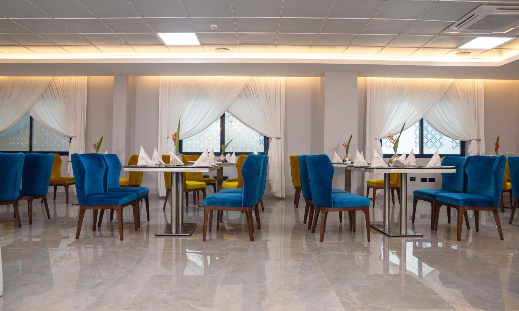 Oak Plaza Hotels East Airport Accra Luaran gambar